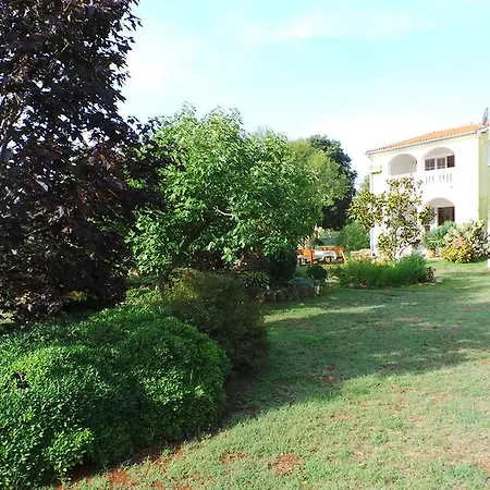 Apartament In Pula/istrien 17418 *